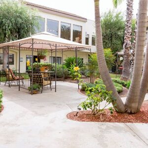 Novellus Clairemont | Patio